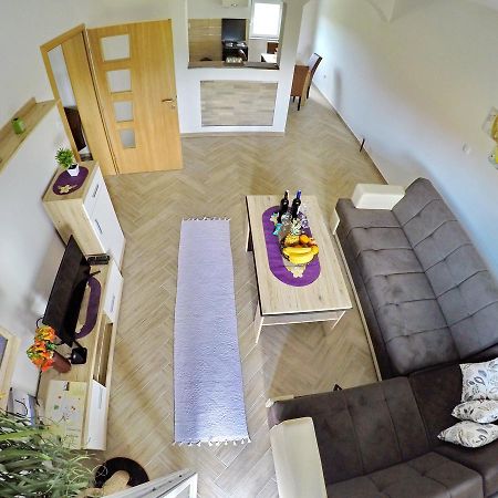 Apartments Pravica トレビニエ エクステリア 写真