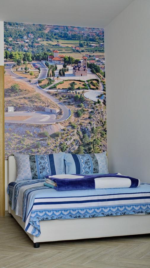 Apartments Pravica トレビニエ エクステリア 写真